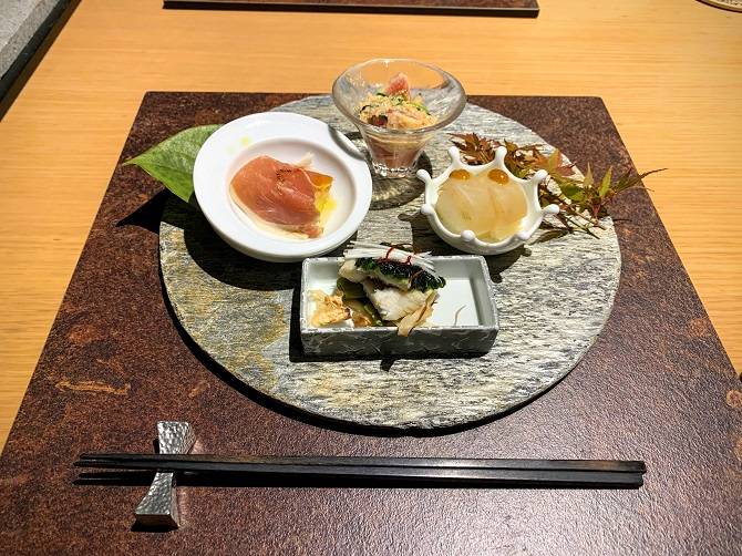 【箱根・強羅 佳ら久】レストラン「六つ喜」夕食の前菜