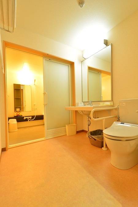 【ホテル・ラヴニール】デラックスツインルーム（最大５名・36平米）のバスルーム